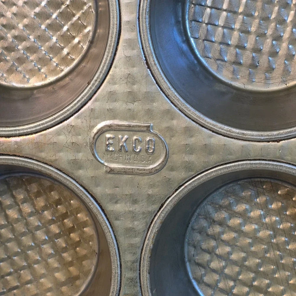 Vintage Ekco Ovenex X80 Muffin Pan Set of‎ 2 USA Starburst Texture Tin Cupcake